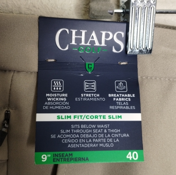 Chaps Golf Slim Fit Khaki Shorts Mens Size 40 - Picture 4 of 6